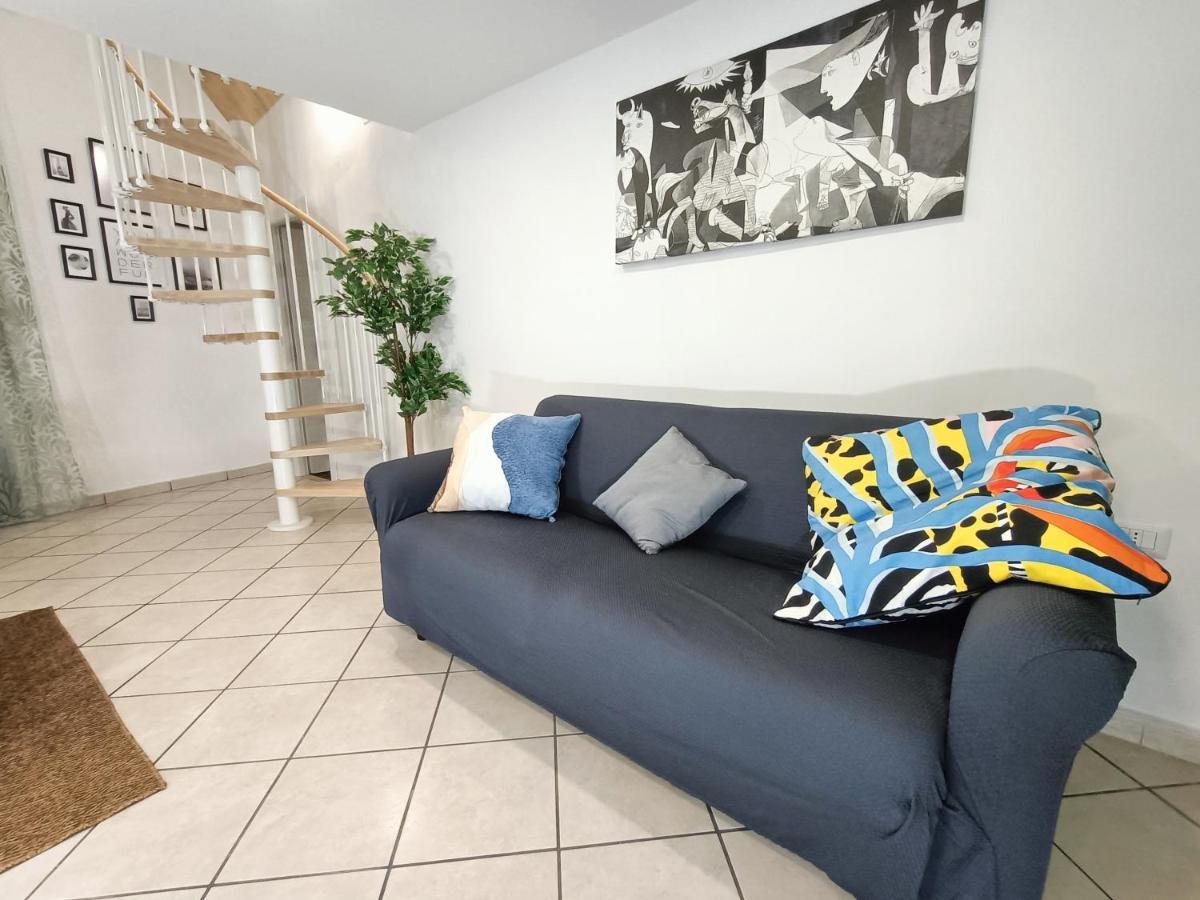 A Casa E Cardetella Apartment Napoli Ngoại thất bức ảnh