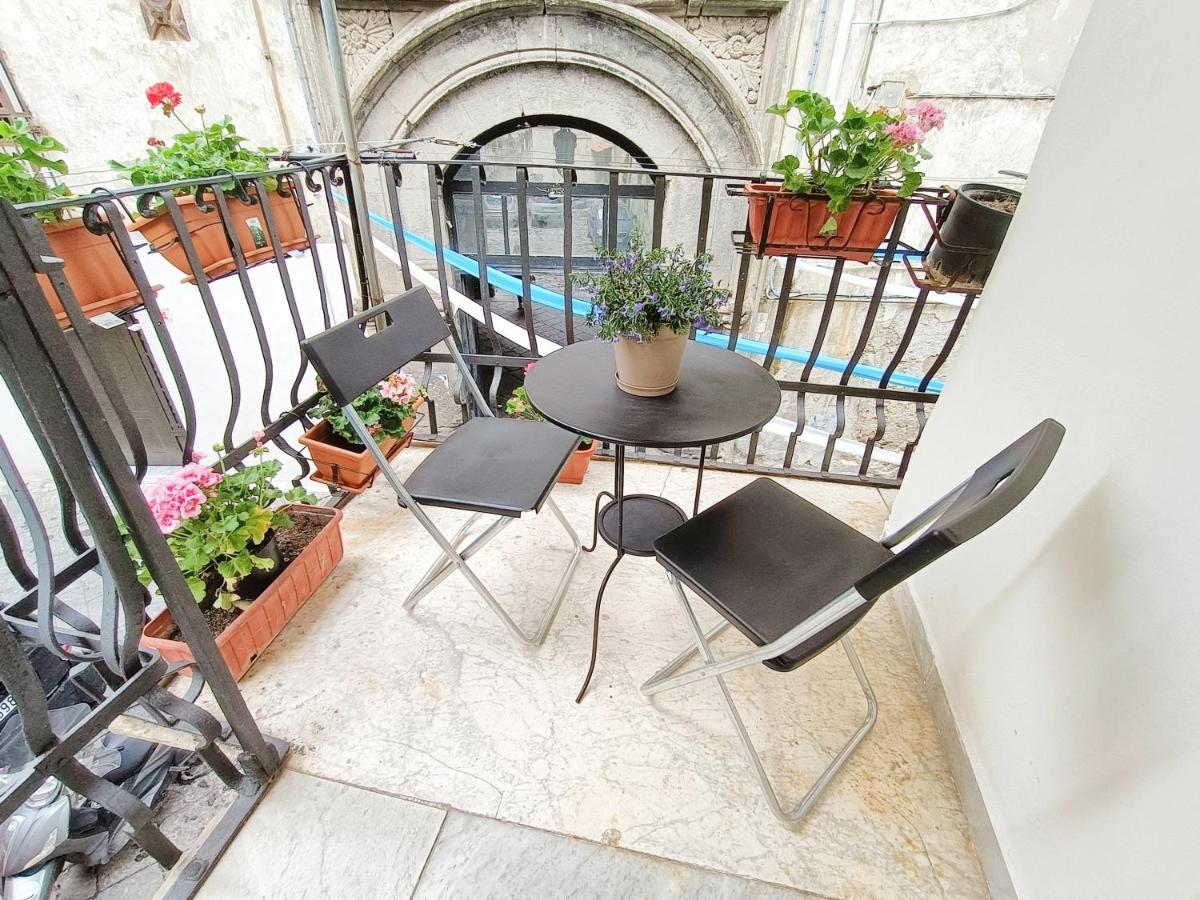 A Casa E Cardetella Apartment Napoli Ngoại thất bức ảnh